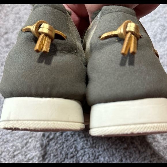 Sperry Metallic Camo Size 8.5 Outdoor Moc Sneaker Faux Fur Lined - worn once - Picture 3 of 7